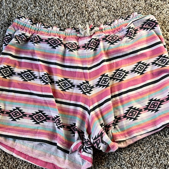 Shorts and crop tops in girls kids - Picture 8 of 11